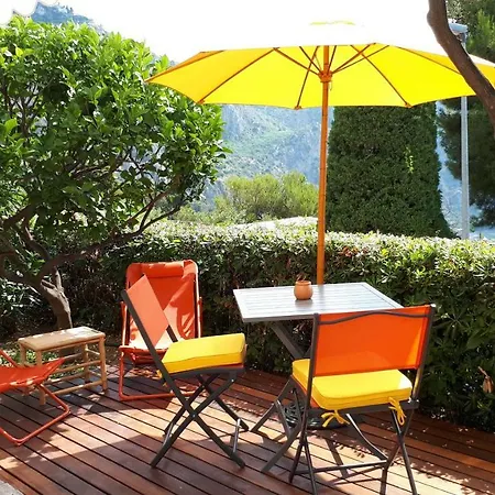 Chez Scott Èze